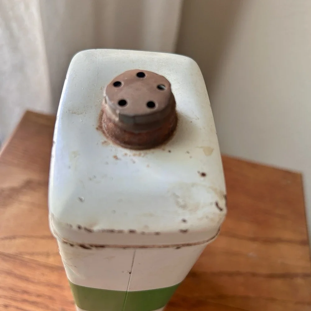 Clubman Pinaud Talc Tin 1962 Johnny Graham Glendale Barber Shop Dallas History